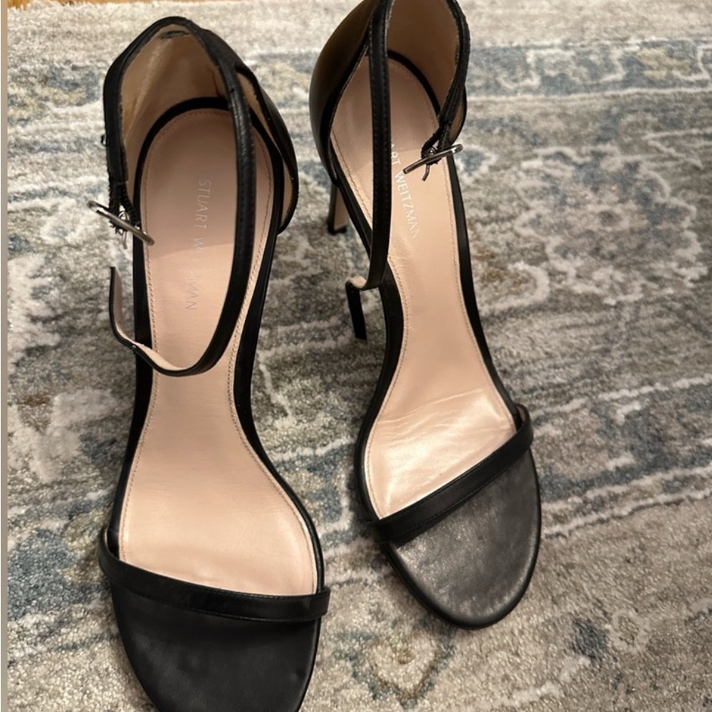 Stuart Weitzman Nudistsong 8.5 black leather